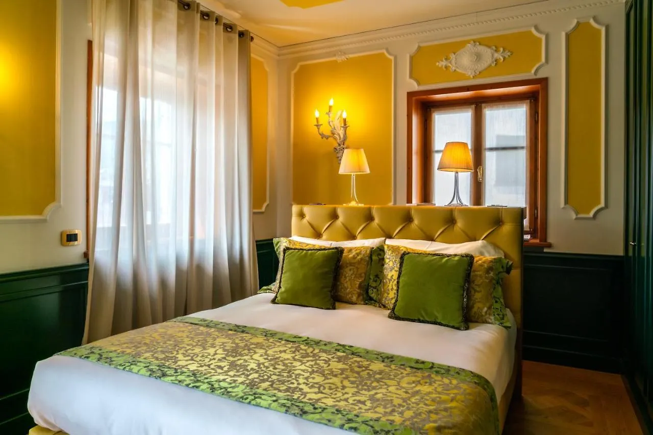 קורטינה ד'אמפזו Ambra Cortina Luxury&Fashion Hotel 4*, קורטינה ד'אמפזו