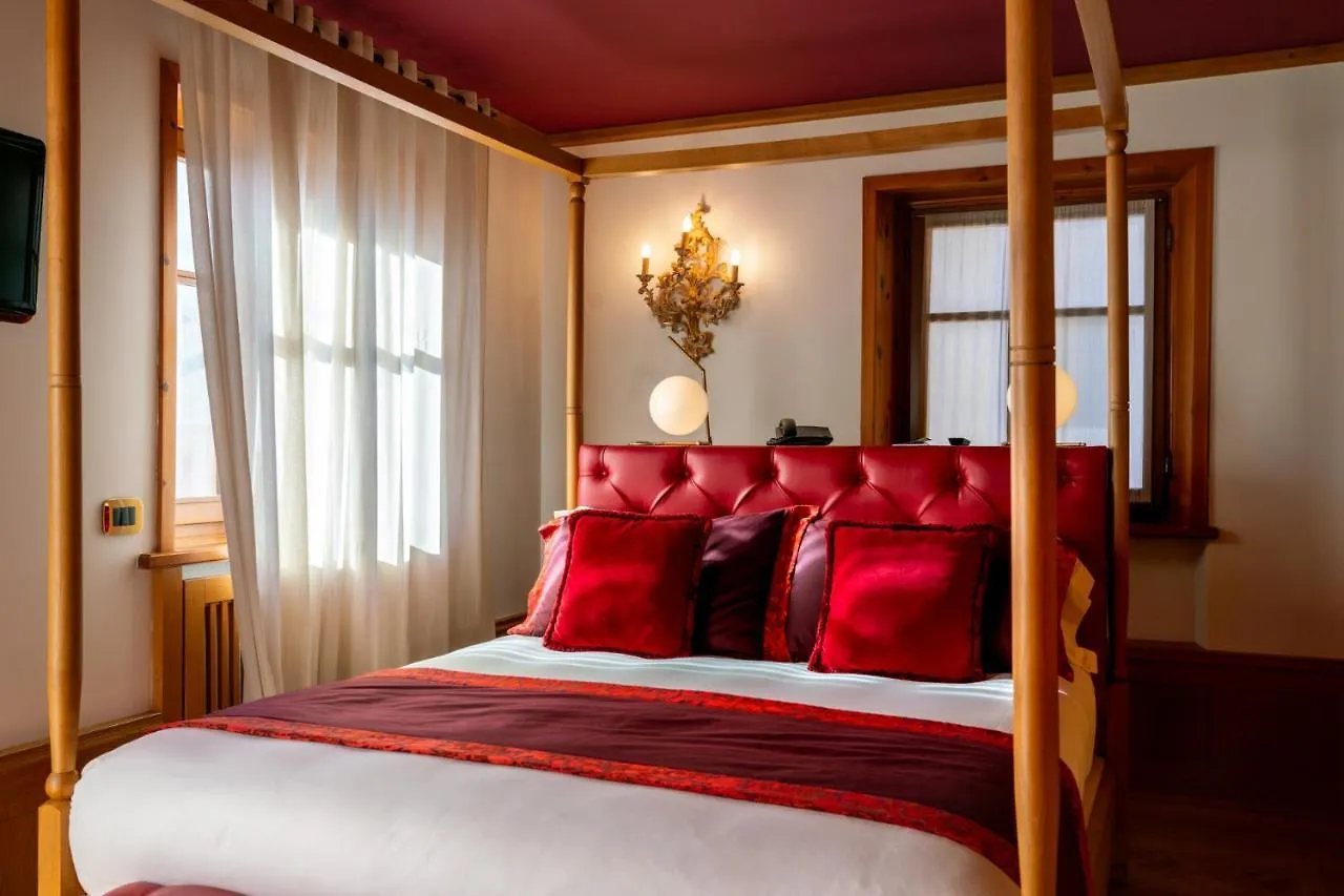 Ambra Cortina Luxury&Fashion Hotel Cortina d'Ampezzo