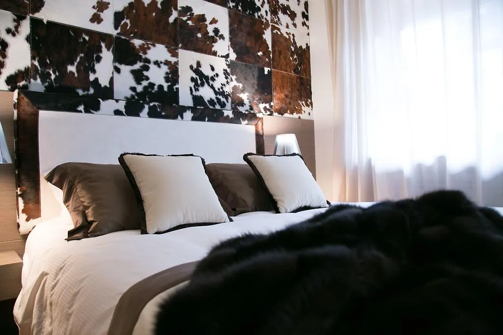 Ambra Cortina Luxury&Fashion Hotel Cortina d'Ampezzo 4*,  Italy